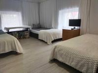 Camera Quadrupla con Bagno in Comune
