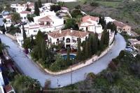 Villa in Benajarafe Alto with Sea Views and Private Pool - Bed and Breakfast Benajarafe