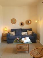 Studio chaleureux proche métro B - B&B Pierre-Bénite