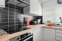 4BR Home Near Morriston, Swansea - Chambres d'hôtes Swansea