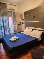 CASA TIO PIERO Centrale accogliente e confortevole - B&B Asti