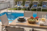 Milan's Mythical Villa - Ferienwohnung Paralímni