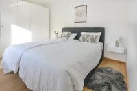 One-Bedroom Deluxe Apartment