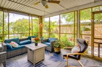 Palm Bungalow Near Dtwn St Augustine and Beaches! - B&B Saint Augustine