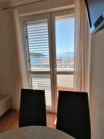 Apartman Adrian - B&B Igrane