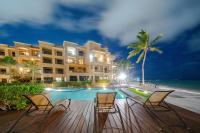 Condo Surf 405 - Luxury Oceanview Beachfront 3 BR with Gym - At El Faro Condos - B&B Playa del Carmen