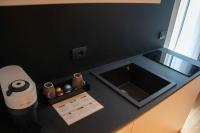 Zimmer mit Kingsize-Bett