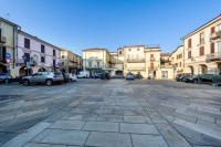 Bilocale in centro con parcheggio gratuito 4 persone - B&B Trino