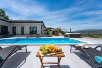 NEW! Villa Dalmatia with Sauna, Hot tub, Heated pool - B&B