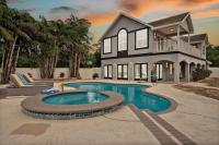 Luxury Waterfront Villa Heated Pool & Gameroom - B&B Tampa
