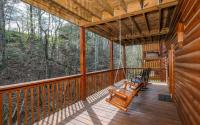 Bear Creek Lodge - Game Nights, Hot Tub Soaks & Relaxation - Chambres d’hôtes Pigeon Forge