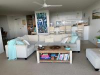 Views & Sounds of the Sea Bed & Breakfast -hosted by Deb - B&B Coffs Harbour