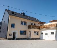 Ferienhaus Primavera - B&B