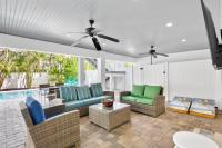 Day Break Bungalow - B&B Holmes Beach