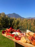 Crai Stone House - Bed and Breakfast Bran
