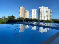 Modern & Cosy Apartment 5 Min Walk to the Beach - Bed and Breakfast Santa Marta