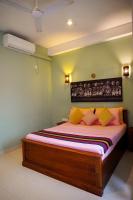 Dreibettzimmer mit Gartenblick