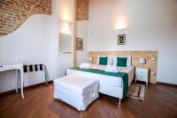 Two-Bedroom Deluxe Apartment