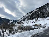 Rustic Retreat in Incles Valley Free Parking Mountain Views l by BonesVacances - Chambres d'hôtes Canillo