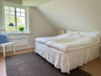 Camera Matrimoniale/Doppia con Letti Singoli con Bagno in Comune