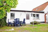 Ferienhaus in Plogshagenauf Hidden - B&B Neuendorf