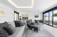 Sunny luxury corner house with private pool - Chambres d’hôtes San Pedro del Pinatar