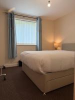 Double room near Trafford Centre - Ferienwohnung