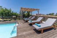 Villa Olympia, 7 BR, for up to 22 persons, 400 meters from the long sandy beach - Ferienwohnung Kavrós
