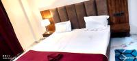 Deluxe Double Room (2 Adults + 1 Child)
