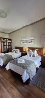 Queen Room with Garden View
