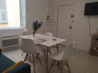 La Chaise Bleue - appart Vieux Nice - B&B Nice