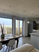 Lea's cozy nest with a sea-mountain view - B&B Saint-Laurent-du-Var