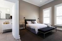 Kamer met Kingsize Bed en Uitzicht op de Tuin