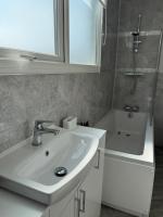 Luxury Three Bedroom Duplex Apartment Torquay Marina - B&B Torquay