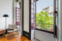 Terraced Apartment in the Heart of Porto - Free Parking - Chambres d'hôtes Porto