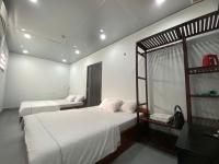 Quadruple Room with Bathroom