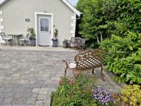 The Garden House perfect getaway - B&B Fethard