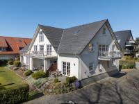 CBlue "Ferienhaus am Yachthafen - Moewe" - B&B Rostock