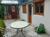 Gite Maisonnette avec terrasse - hyper centre Amboise - B&B Amboise