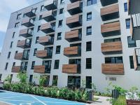 Gold Key komfortowy apartament z balkonem, klimatyzacja i parkingiem - Chambres d'hôtes Pruszków