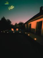 Przystań Piława Willa z prywatnym basenem - B&B