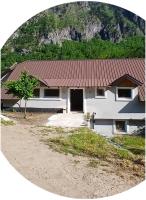 Bujtina Sherifaj - B&B Valbonë