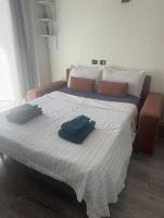 joli studio en face de la gare - Bed and Breakfast Nice