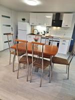 Apartament Rodzinny - B&B Strzegom