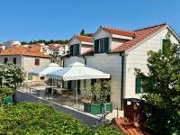 House Bianca Brac - New Listing - Experienced host - B&B Postira