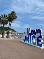 La Chaise Bleue - appart Vieux Nice - B&B Nice