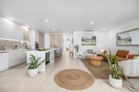 Luxe on the Beach Coastal Elegance with Rooftop - Ferienwohnung Kingscliff