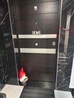 Adela & Robert Home cu piscină și parcare privată - B&B Giroc