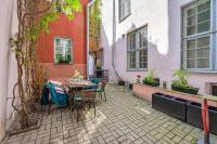 Tallinn Old Town silent garden House - B&B Tallinn