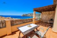 Penthouse Ocean Views and Garage - B&B La Herradura